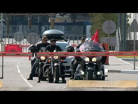 شاهد بولندة تمنع 7 درّاجين روس من دخول أراضيها
