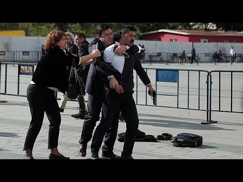 بالفيديو نجاة الصحفي التركي المعارض جان دوندار من محاولة اغتيال