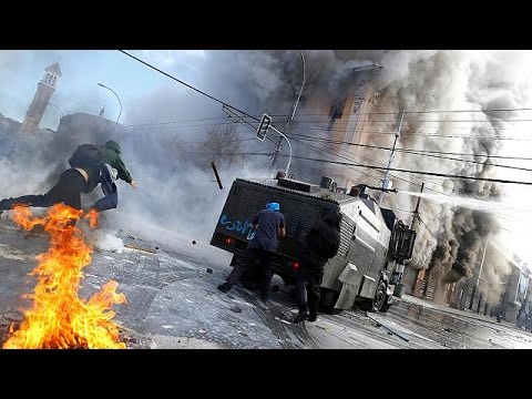 بالفيديو مظاهرات ضد الخطاب الرئاسي في تشيلي وسقوط قتيل على الأقل