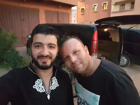 أحد أعضاء طاقم قافلة من دار لدار يهدد حمزة الفيلالي