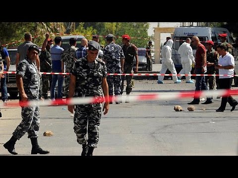 بالفيديو مقتل خمسة أشخاص على الأقل في تفجيرات انتحارية في لبنان