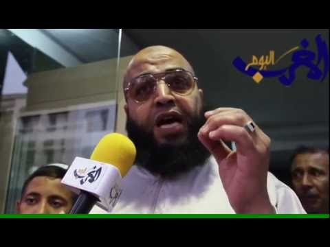 بالفيديو شاهد احتجاج مالك عمارة ضد صاحب محل الحلويات في الدار البيضاء