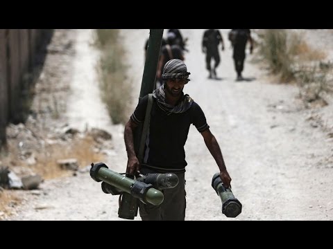 شاهد الجيش الحر يحبط تفجيرًا في أحد المساجد في ريف درعا