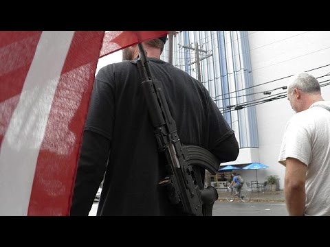 بالفيديو تكساس تطبق قانونها الجديد الذي يسمح بحمل السلاح داخل الجامعات الرسمية
