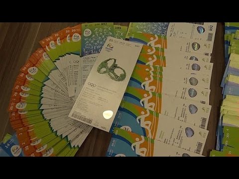 بالفيديو اعتقال مدير لشركة خدمات رياضية بتهمة الاحتيال لبيع تذاكر اولمبياد ريو 2016