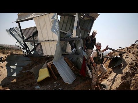 شاهد إصابة أربعة أشخاص إثر غارات جوية إسرائيلية على غزة