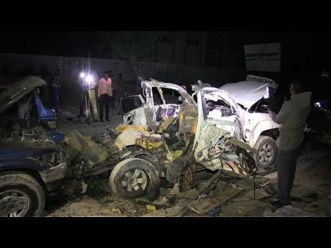 بالفيديو شاهد سبعة قتلى هم حصيلة الهجوم الذي شنّته حركة الشباب الاسلامية