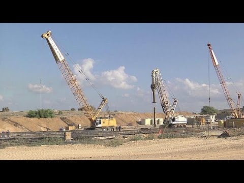 بالفيديو اسرائيل بدأت بناء جدار تحت الارض حول قطاع غزة