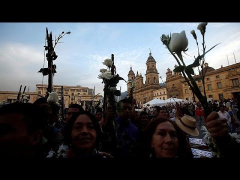 شاهد تظاهرات مطالبة بإحلال السلام في كولومبيا