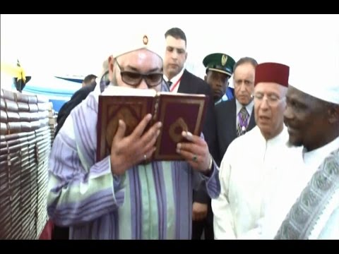 شاهد الملك محمد السادس يقرر بناء مسجد في دار السلام