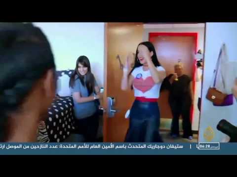 بالفيديو فتاة أميركية تستغل احدى عبارات ترامب المعادية للنساء تجاريًا