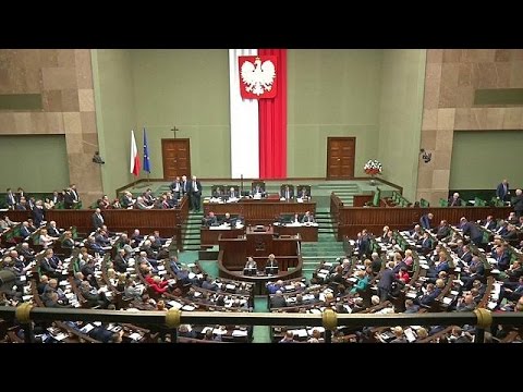 قانون جديد حول حرية التظاهر يثير جدلاً واسعاً في بولندا