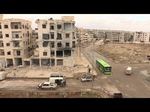شاهد أولى رحلات الحافلات من غرب حلب إلى شرقها