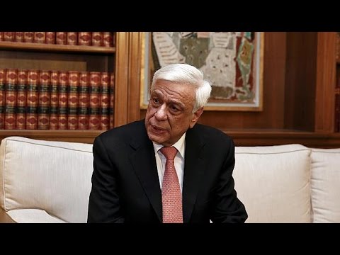 البرلمان اليوناني ينتخب مرشح الحكومة بافلوبولوس رئيسًا