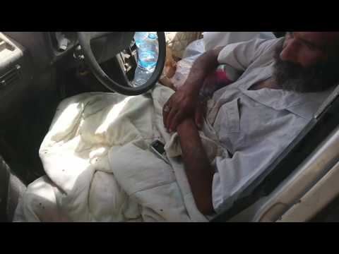 مهندس يعيش داخل سيارته الخاصة به