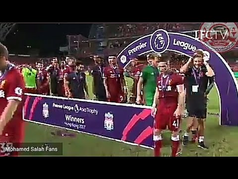 بالفيديو  سبب رفض محمد صلاح رفع كأس أول بطولة مع ليفربول