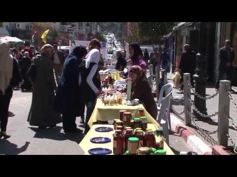 تنظيم معرض نسائي يدعم المنتج المحلي الفلسطيني