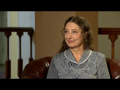 عالمة فلك شهيرة تكشف عن الحلقات المفقودة في نظرية الانفجار الكبير