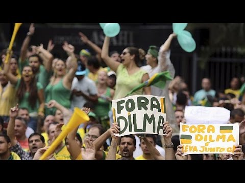 شاهد ملايين البرازيليين يتظاهرون للمطالبة برحيل روسيف