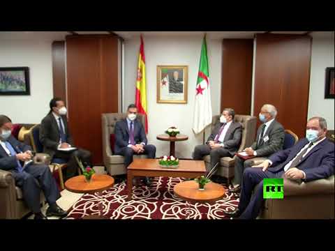 رئيس الوزراء الجزائري عبد العزيز جراد يستقبل نظيره الإسباني