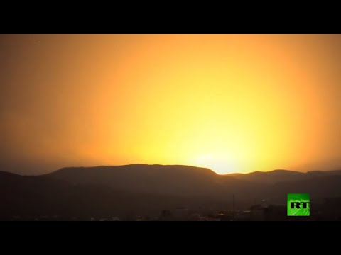 إنقاذ نحو 70 شخصًا من تحت الأنقاض جراء زلزال عنيف في إزمير التركية