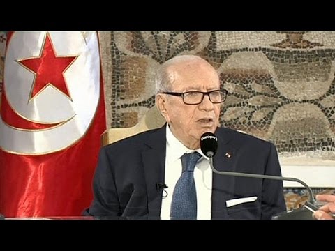 شاهد الرئيس السبسي يكشف عن مشتبه فيه ثالث تتم مطاردته