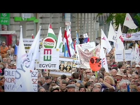 بالفيديو مظاهرات منددة بالفساد وبسياسية أوربان