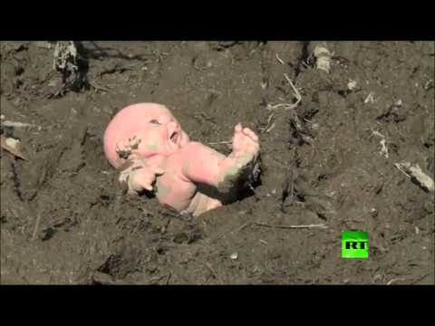 شاهد سقوط 60 قتيلًا إثر انزلاقات التربة في كولومبيا