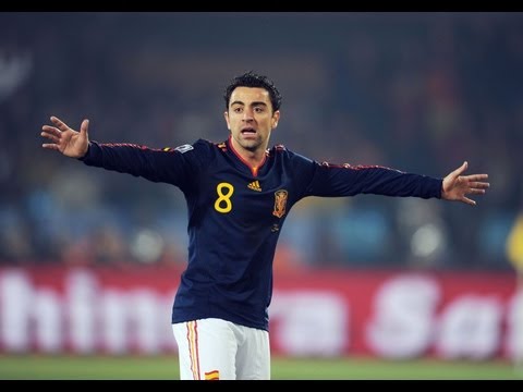 شاهد مهارات لاعب برشلونة تشافى قبل مغادرته النادي