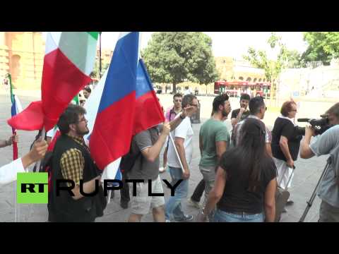 بولونيا الإيطالية تشهد احتجاجات على عقـوبات روسيا