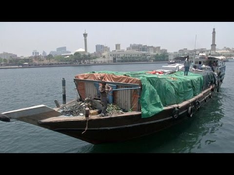 شاهد سفن دبي الخشبية وتأثرها بالعقوبات على إيران