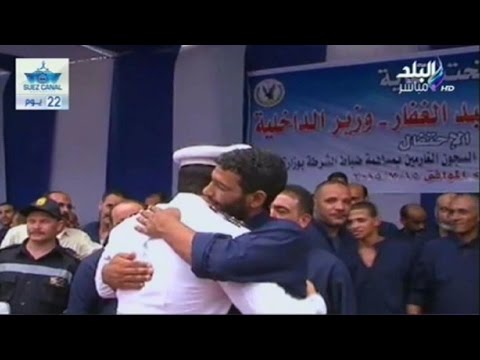 شاهد الإفراج عن 41 من الغارمين بعد سداد مديونياتهم