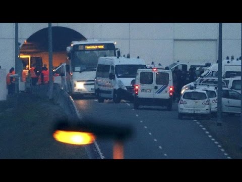 بالفيديواستئناف حركة النقل في النفق تحت بحر المانش