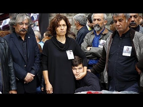 شاهد الحكومة التركية تشير إلى أن داعش هو المشتبه الأول في اعتداءات أنقرة
