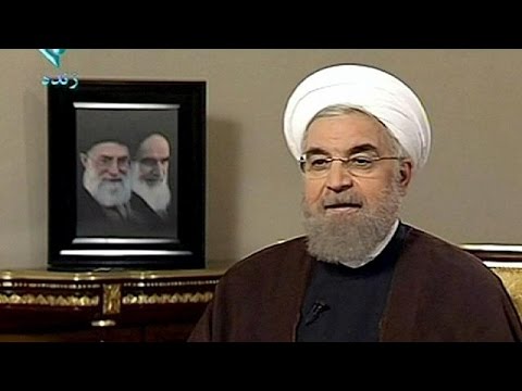 شاهد البرلمان الإيراني يصادق على نص الاتفاق النووي الموقّع في فيينا