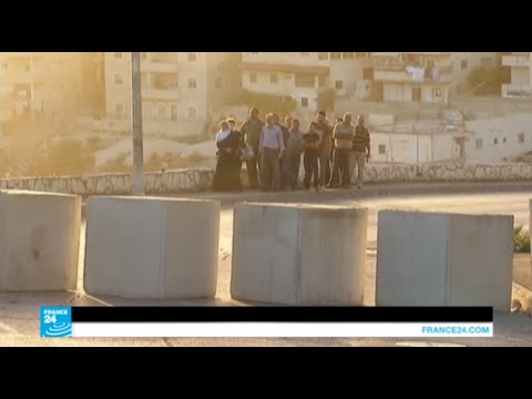 شاهد طوابير طويلة للمرور من حي إلى آخر في فلسطين