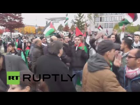 شاهد تفريق احتجاجات ضد زيارة نتنياهو
