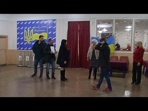 شاهدجدل بشأن إلغاء الانتخابات المحلية في ماريوبول