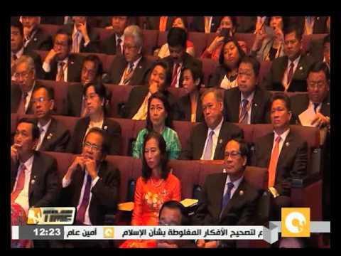 شاهد رئيس الوزراء الماليزي يدعو إلى التصدي للتطرف