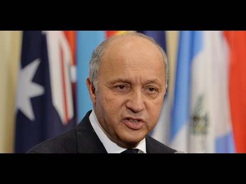 فيديو وزير الخارجية الفرنسي لوران فابيوس يتراجع عن تصريحاته