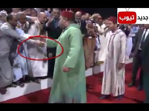 شاهد تدخل سريع لحارس الملك محمد السادس