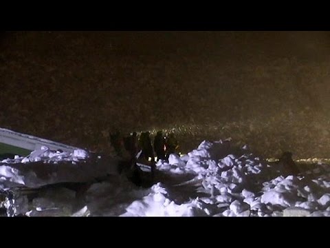 شاهد مقتل شخص في انهيار جليدي في النرويج