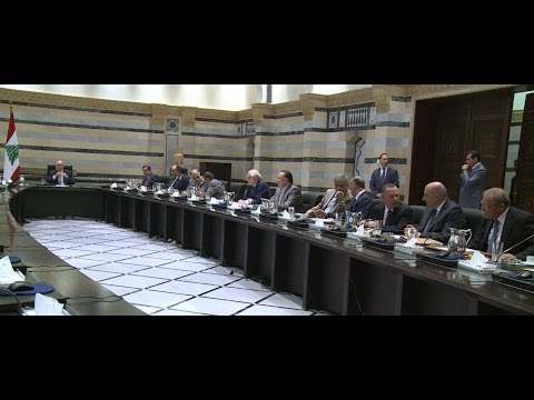 شاهد الاقتصاد ضحية الخلافات السياسية في لبنان