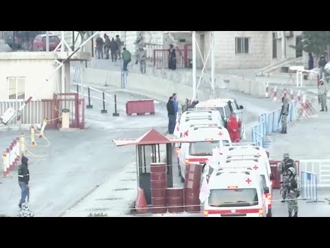 فيديو اتفاق يقضي بخروج 123 جريحًا من الزبداني