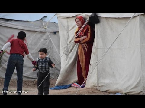شاهد داعش يلجأ للدروع البشرية والتفخيخ في الرمادي