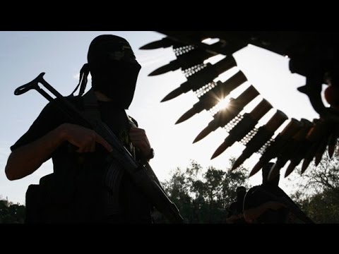 شاهد داعش يطلق سراح 270 شخصًا من 400 اختطفهم من دير الزور