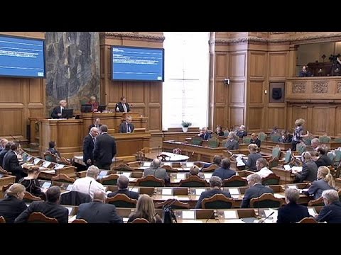 بالفيديو اللاجئون في الدنمارك قلقون من قانون اللجوء الجديد