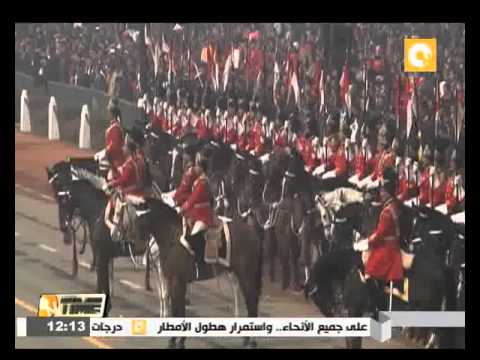 شاهد الرئيس الفرنسي فرانسو أولاند ضيف شرف في الاحتفال بيوم الجمهورية