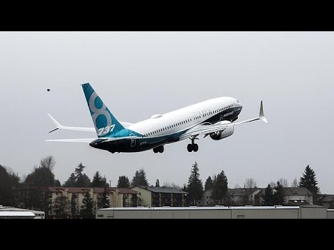 إقلاع طائرة بوينغ 737 من الجيل الرابع من سياتل في أميركا