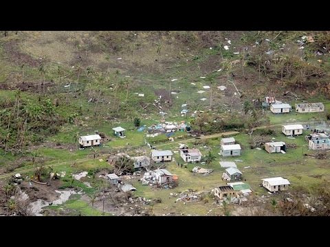 مقتل 17 شخصًا على الأقل جراء اعصار عنيف ضرب جزر فيجي